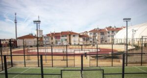 Parque Desportivo da Parede para quem gosta de Padel e Patinagem