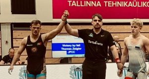 Lutador de Casal de Cambra ganha Bronze em torneio de wrestling na Estónia Lutador de Casal de Cambra
