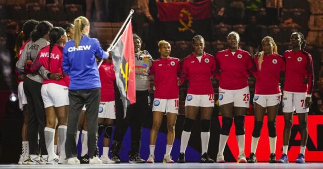 Angola perde com Paises Baixos