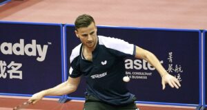 Ténis Mesa: Tiago Apolónia eliminado na 1.ª Ronda de Singulares