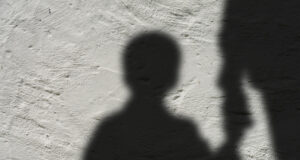 Homem acusado de 265 crimes de abuso sexual em Faro