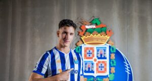 Deniz Gul confirmado no Dragão até 2029