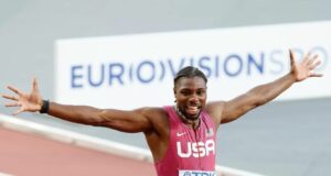 Lyles é campeão olímpico dos 100 m por 5 milésimos de segundo