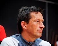 Roger Schmidt: «Não entendo porque temos tantos problemas para marcar»
