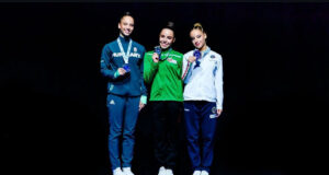 Nádia Almeida coloca Dafundo no topo do mundo