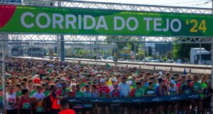 Oito mil pessoas ligaram Algés a Oeiras