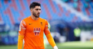 Rui Silva (Bétis) é reforço para baliza leonina