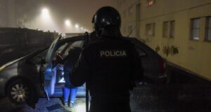 Autocarro apedrejado e reforço policial na Grande Lisboa