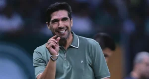 Abel Ferreira é principal alvo leonino