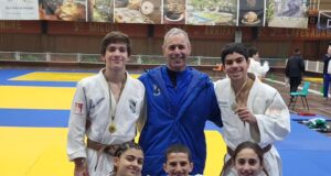 Juvenis do SUS – Clube de Judo ganharam cinco medalhas
