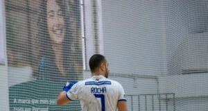 Paço de Arcos vence Oeiras e mantém perseguição ao líder Turquel