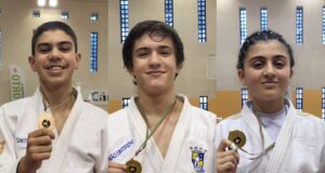 Filipe Guimaro e Luís Faria dão medalhas ao SU Sintrense em Mafra