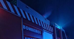 Veículo pesado arde na Amadora