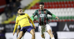 Est. Amadora sofre e Estoril Praia vive com alguma tranquilidade