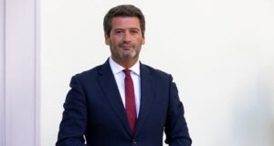 André Ventura retirado de comício em Tavira devido a indisposição