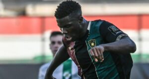 Ekanga renova com E. Amadora mas deverá ser emprestado