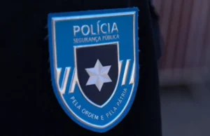 PSP de Lisboa detém homem por posse de arma proibida