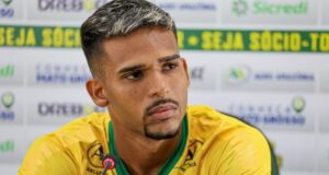 E. Amadora nega interesse em Raylan Reis depois de Cuiabá ter recusado negociar