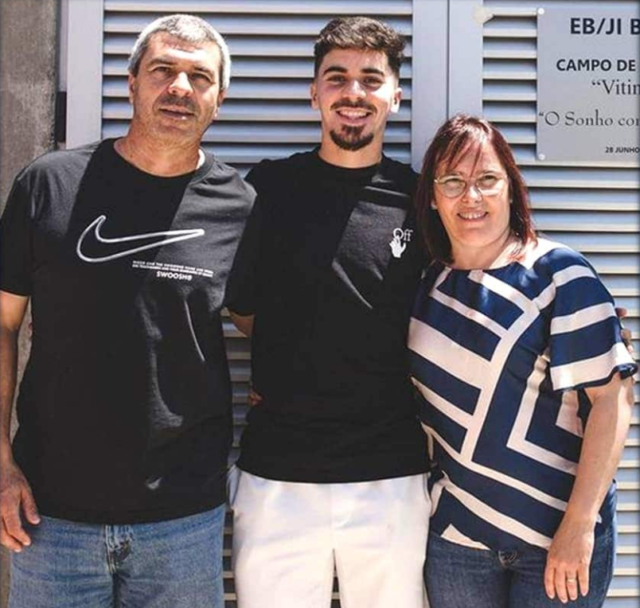 Vitinha-e-sua-familia