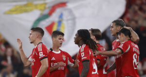 Liga Portugal Betclic: Benfica vence V. Guimarães e continua na “cola” dos rivais