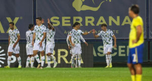 Liga Portugal Betclic: Moreirense vence Arouca com “bis” de Schettine
