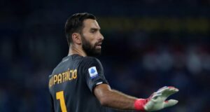 Rui Patrício homenageado na Cidade do Futebol
