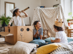 O poder do imaginário: brincar sem precisar de muito