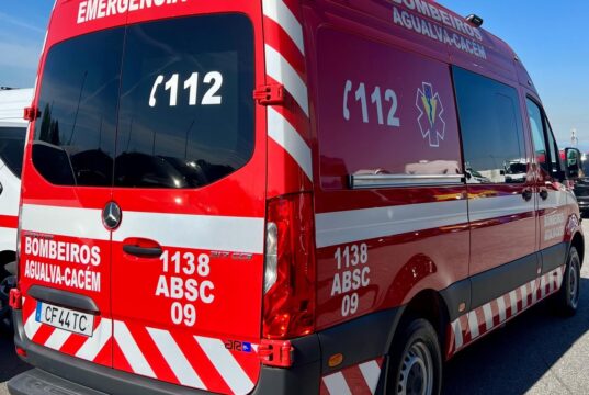 Tragédia em Agualva-Cacém: acidente com autocarro faz duas mortes e vários feridos junto à estação