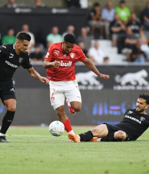 Liga Portugal Betclic: Santa Clara não se surpreende e resgata os 3 pontos em Viseu