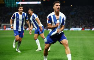 Liga Portugal Betclic: FC Porto derrota Arouca e assume a liderança da classificação