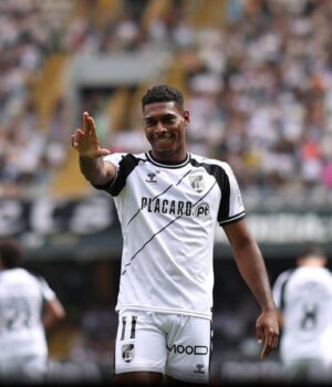 Liga Portugal Betclic: Forte primeira parte vale primeiros 3 pontos ao V. Guimarães