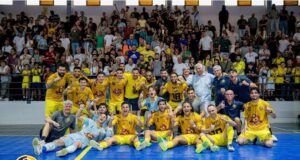 União e Progresso da Venda Nova homenageada pela subida à Liga Placard