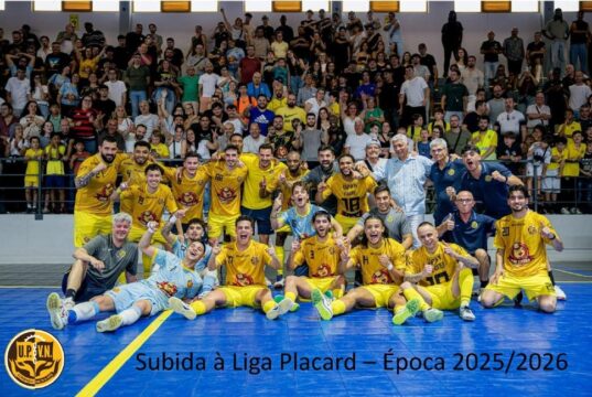 União e Progresso da Venda Nova homenageada pela subida à Liga Placard