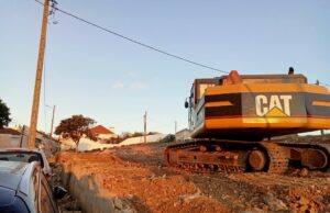 Antigos tanques do Cacém dão lugar a um terreno vazio e levantam questões sobre o futuro