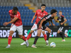 Liga Portugal Betclic: Santa Clara vence Casa Pia com “estrelinha” de João Vasconcelos