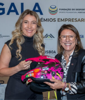 Maria Luís Gameiro, piloto residente em Cascais, distinguida pelo percurso no desporto e nos negócios